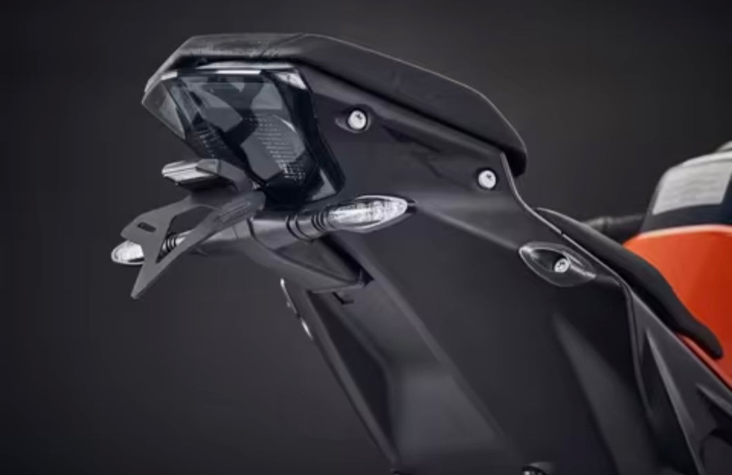 KTM 1290 Super Duke R Tail Tidy 2022–2024 | Fender Eliminator Kit with LED Light